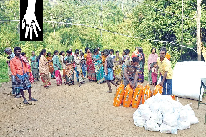கஜா புரட்டிப்போட்ட மலைக் கிராமங்கள்! - காடு, மலை கடந்து களத்தில் விகடன்!