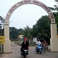 கந்துவட்டியால் காவுவாங்கப்படும் ரயில்வே ஊழியர்கள்!