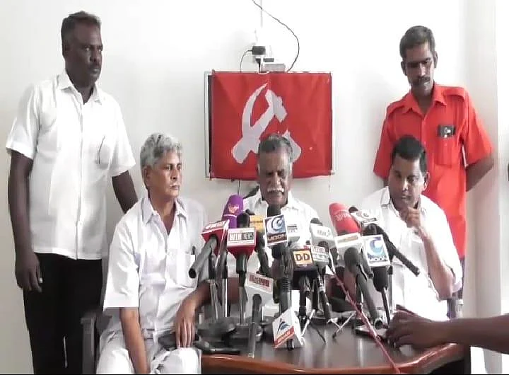 `அம்பு மாட்டிக்கொண்டது; எய்தவர்கள் யார் என்பது மக்களுக்குத் தெரியவேண்டும்!' - முத்தரசன் அதிரடி