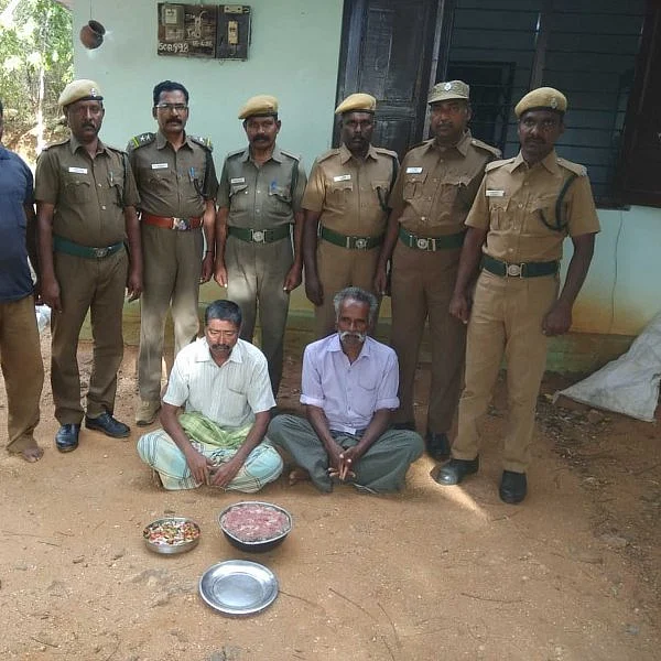 ``மான் கறி கிலோ 500 ரூபாய்தான்!" - தேனியில் அதிகரிக்கும் வனவிலங்குகள் வேட்டை
