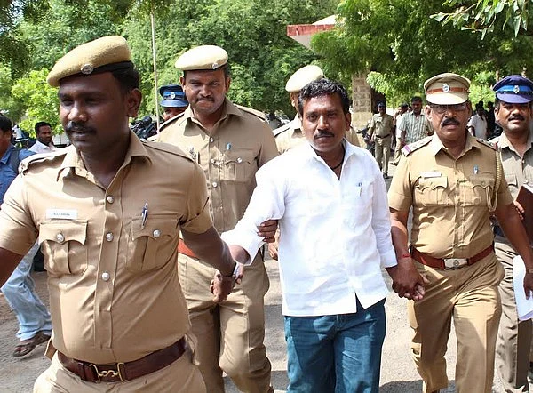 சாத்தூரில் இளைஞர் கொலையில் 9 பேர் சிக்கினர்