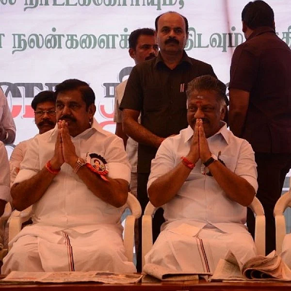 பழனிசாமி, பன்னீர் செல்வம்