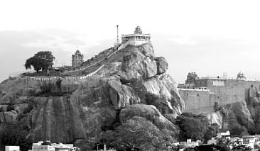 எம்.ஜி.ஆர். கனவை நிறைவேற்றுவாரா ஜெயலலிதா?