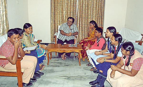 "இசையும் மருத்துவமும் இரண்டு கண்கள்!"