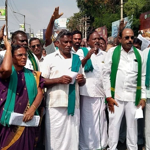 ‘கவர்ச்சியாகத்தான் பேசுவார்கள் ஏமாந்துவிடாதீர்கள்!’ - பொதுமக்களுக்கு விவசாயிகள் கோரிக்கை