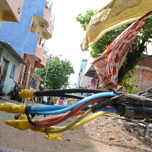 மழைக்காலத்தில் ஒருவருக்கு மின் விபத்து ஏற்பட்டால் செய்ய வேண்டியவை, கூடாதவை!  #ElectricalShockSafety