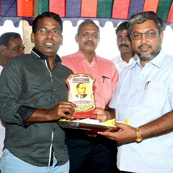 இலவசப் பயிற்சியால் அரசு ஊழியர்களான 150 பட்டதாரிகள் - ராமநாதபுரத்தில் தொடரும் சேவை