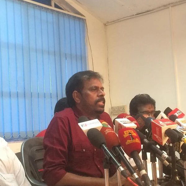 'பெஃப்சி தொழிலாளர்களுக்கு வீடுகள் கட்டப்படும்' - ஆர்.கே செல்வமணி