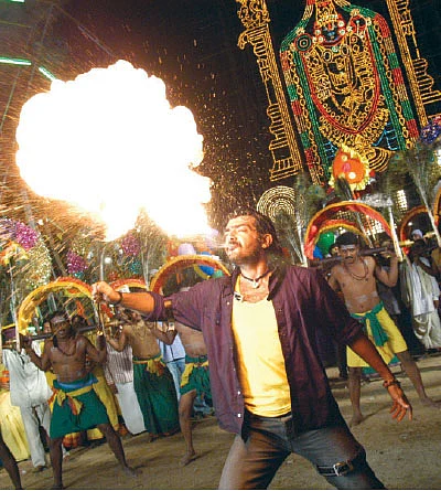 ஆடை பாதி, மூளை பாதி!