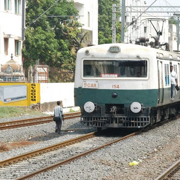 புறநகர் ரயில்