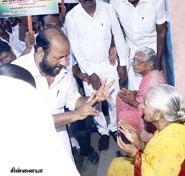 ஓ.பி.எஸ் கிளம்பிட்டாரா...ஓவர்..ஓவர் !