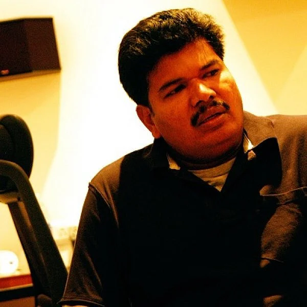 `சினிமாவில் ஒரு இலக்கியம்!’ - பரியேறும் பெருமாளைப் பார்த்து நெகிழ்ந்த இயக்குநர் ஷங்கர்