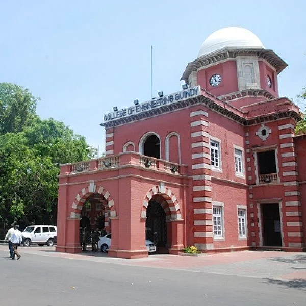 காலியாக உள்ள ஒரு லட்சம் இடங்கள் - இழுத்து மூடும் நிலைக்குத் தள்ளப்பட்ட பொறியியல் கல்லூரிகள்