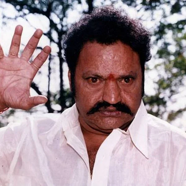 ஜூனியர் என்.டி.ஆரின் தந்தை ஹரிகிருஷ்ணா விபத்தில் பலி!