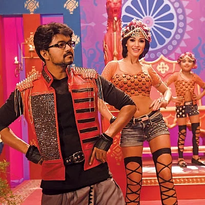 தெறி பாடல்... டிரெஸ் சீக்ரெட்!