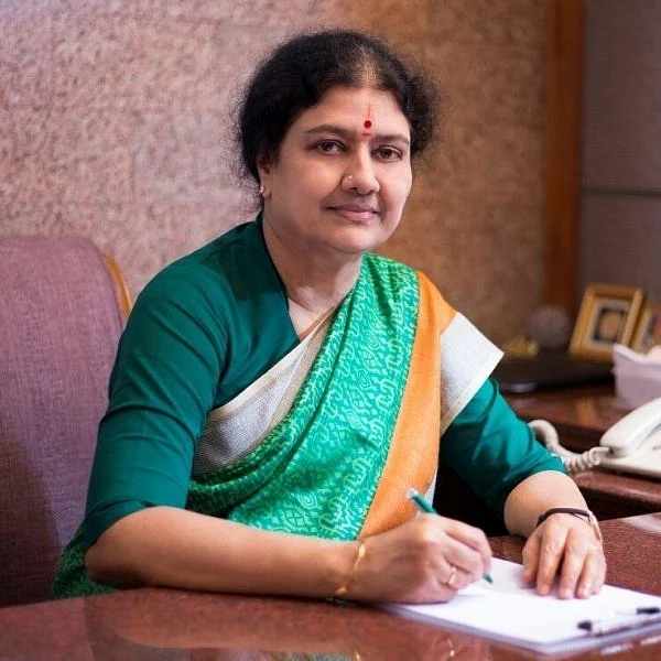 sasikala, now a trouble maker at karnataka prison too!