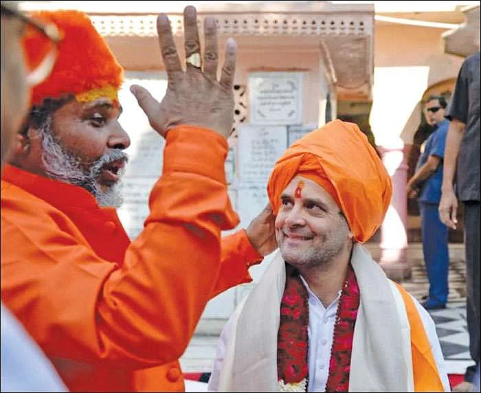 உள்ளரசியல் to உலக அரசியல்: 4 நிமிட வாசிப்பில் ஜூனியர் விகடனின் 8 மேட்டர்கள்!