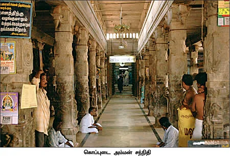 குறை தீர்த்து குலம் காக்கும் கொப்புடை நாயகி!
