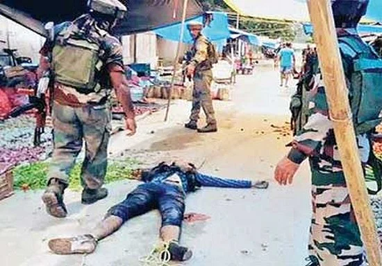அசாமில் துப்பாக்கிச்சூடு, குண்டுகளை வீசி பயங்கரவாதிகள் தாக்குதல்! - 14 பேர் பரிதாப பலி