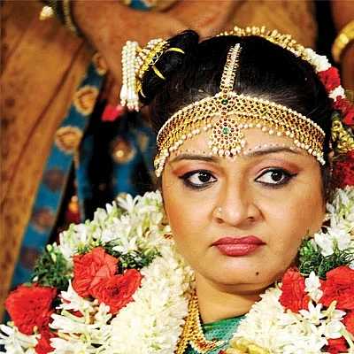 மன்னார்குடி ரீவைண்ட் ஜாதகம் - 13 - தீபா திருமணம்... திடுக் திருப்பம்!
