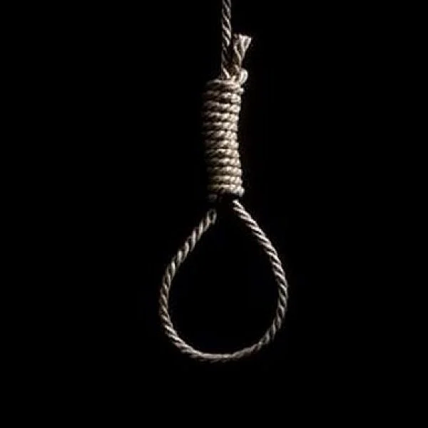 `இடறிய கால்; பறிபோன உயிர்!' - விளையாட்டாக தற்கொலை செய்துகொள்ள நினைத்தவருக்கு நேர்ந்த சோகம்