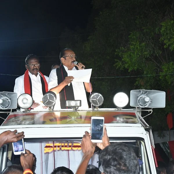 `கஜா புயல் பாதித்தபோது, தமிழகத்தை எட்டிப்பார்த்தாரா மோடி?’ - வைகோ கேள்வி