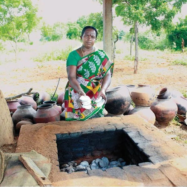 கொஞ்சம் ப்ளஸ்... நிறைய லாபம்! - சாணம்... சக்சஸ் பிசினஸ்!