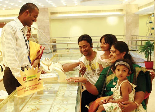 தங்கத்தின் விலை: வீழ்ச்சி தொடருமா?