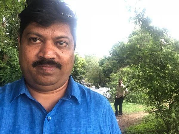 `அப்பா 50 வருஷமா வாழ்ந்த வீட்டைக் காப்பாற்ற முடியலையே!' - மிமிக்ரி சேதுவின் சகோதரர் கதறல்