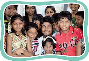 ஒரே ஒரு ஊரிலே...இருட்டில் வந்த விளக்குச் சாமியார் !