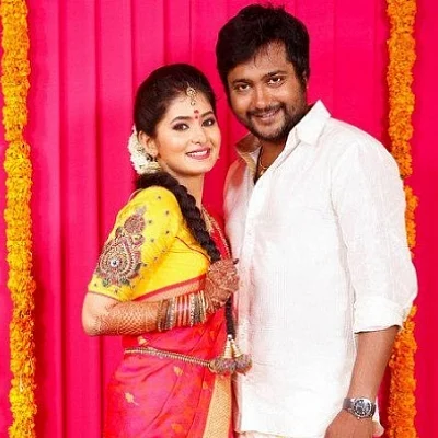 பாபி சிம்ஹாவுக்கும் எனக்கும் நடுவுல என்னனு யாருக்காவது தெரியுமா?' - chat with ரேஷ்மி மேனன்