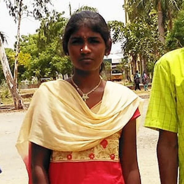 கொத்தடிமை அடையாளத்தை மாற்றத் துடிக்கும் ப்ளஸ் டூ சங்கீதா!