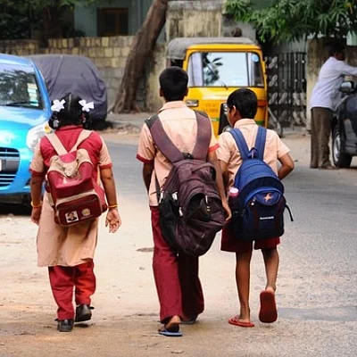 இது ஆசிரியர்களின் மறுபக்கம்!