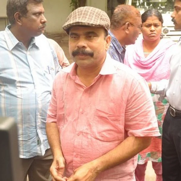 பவர் ஸ்டார் கடத்தல் வழக்கில் நடந்தது என்ன? - முழு விவரம்!