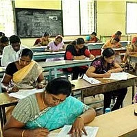 ஒரே நாளில் 4 தேர்வுகள்: குரூப்-2 தேதியை மாற்ற டி.என்.பி.எஸ்.சி மறுப்பு!