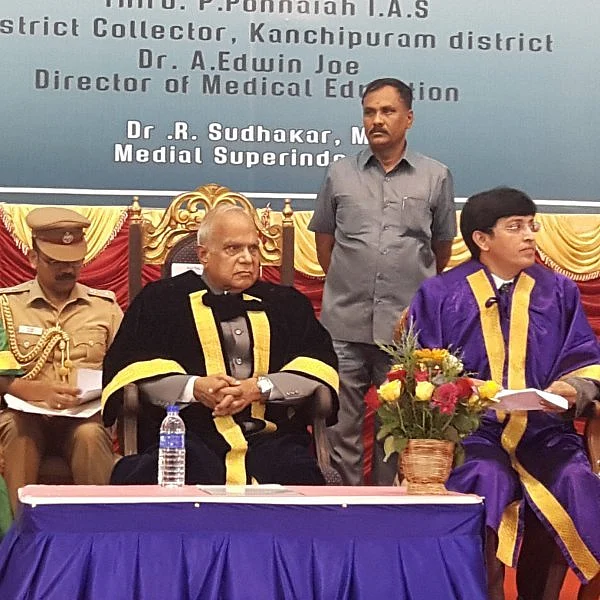 “தமிழகம்தான் மருத்துவப் படிப்புக்கான எண்ணிக்கையை அதிகம் பெற்றுள்ளது’’ பட்டமளிப்பு விழாவில் அமைச்சர் பெருமிதம்!