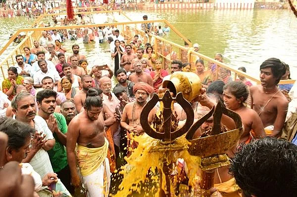 மயிலாடுதுறையில் கடைமுழுக்குத் தீர்த்தவாரி பெருவிழா!
