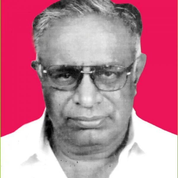 ``நல்லதோ, கெட்டதோ... போன்ல வேணாம்... நேர்ல பேசுங்கம்பார்!'' - `20 ரூபாய்’ டாக்டர் பற்றி மகள்