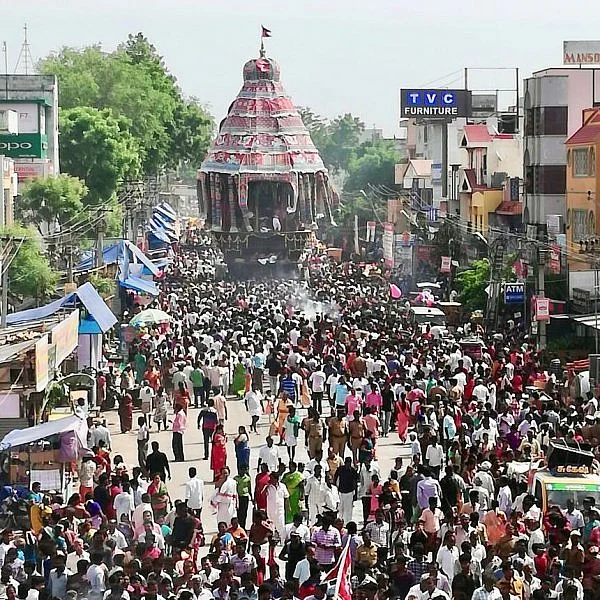 சிதம்பரம் நடராஜர் கோயிலில் ஆனித் திருமஞ்சன தேர்த் திருவிழா!