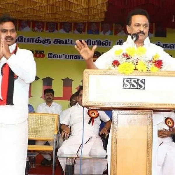 `கொடநாடு ஆவணங்களை எடுக்க ரூ.5 காேடி கமிஷன்!'- மேட்டுப்பாளையம் பிரசாரத்தில் ஸ்டாலின்