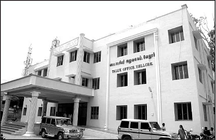 முதியோர் உதவித்தொகை வாங்கியவருக்கு வயது 20