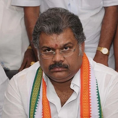 தொகுதி மாறும் ஸ்டாலின் முதல் முக்கோணச் சிக்கலில் வாசன் வரை... கழுகார் அப்டேட்ஸ்!