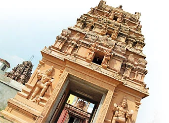 சிமென்ட் இல்லாமலே ஒரு சிவன் கோயில்!