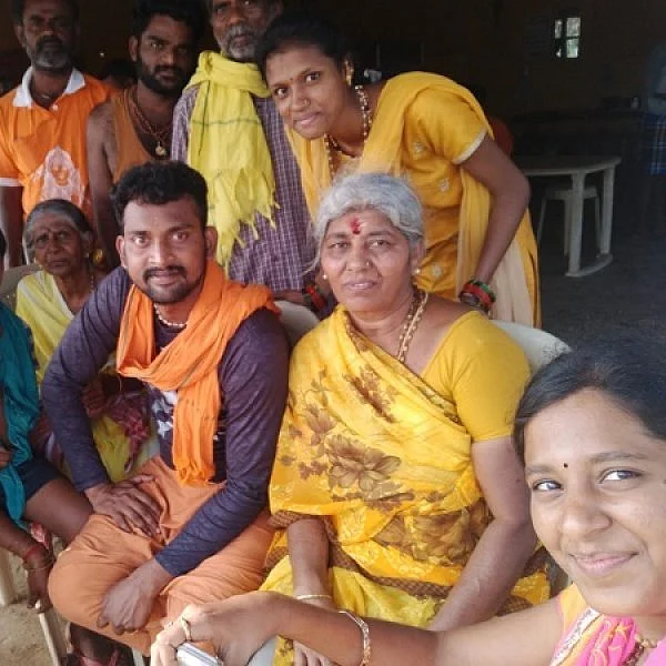 "மனசுக்குப் பிடிச்ச மனைவி, பிள்ளைகள்னு பழநிமலை முருகன் எல்லாம் அருளியிருக்கான்!" - நடிகர் பரணி #WhatSpiritualityMeansToMe