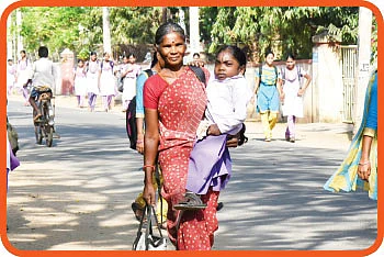 சூப்பர் 10 அம்மாக்கள் - தமிழ்நாடு