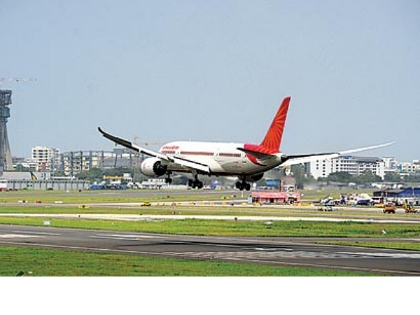 `தயார் நிலையில் விமானப்படை, கப்பற்படை’ -வளைகுடா நாடுகளில் சிக்கியவர்களை மீட்கும் முயற்சியில் இந்தியா