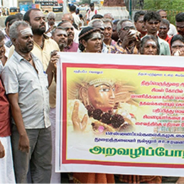 மாற்றப்பட்டதா மாணிக்கவாசகர் கருத்து? - கொலை மிரட்டல் ஆபத்தில் பேராசிரியர்