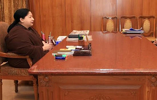 யார், யாருக்கு தேர்தலில் சீட்...? ஜெ.வின் சென்டிமென்ட் படுத்தும் பாடு!