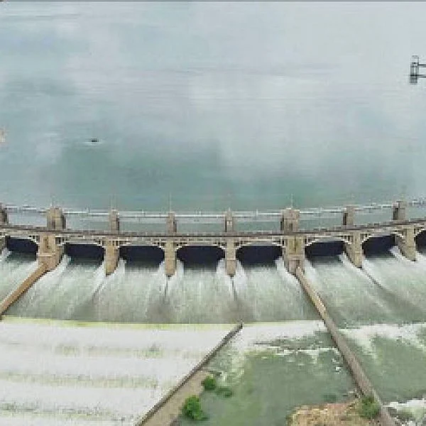 மேட்டூர் தண்ணீரால் சேலத்துக்குப் பயனில்லை... எடப்பாடியையே கண்டுகொள்ளாத எடப்பாடி!