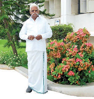 'இது சூனா மானா கோட்டை!'